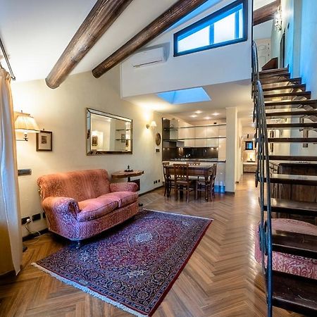 Ferienwohnung Dimora Lucrezia Savona Exterior foto