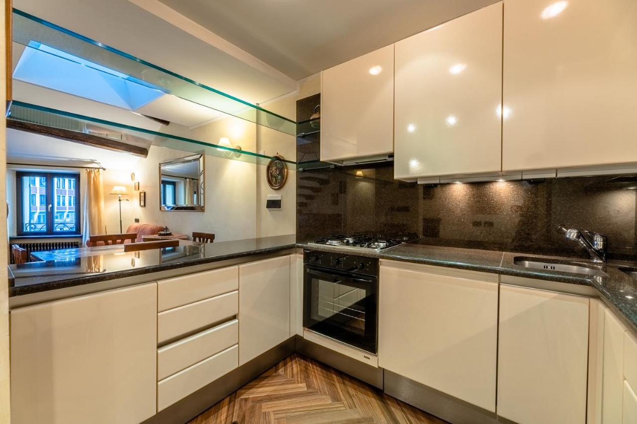 Ferienwohnung Dimora Lucrezia Savona Exterior foto