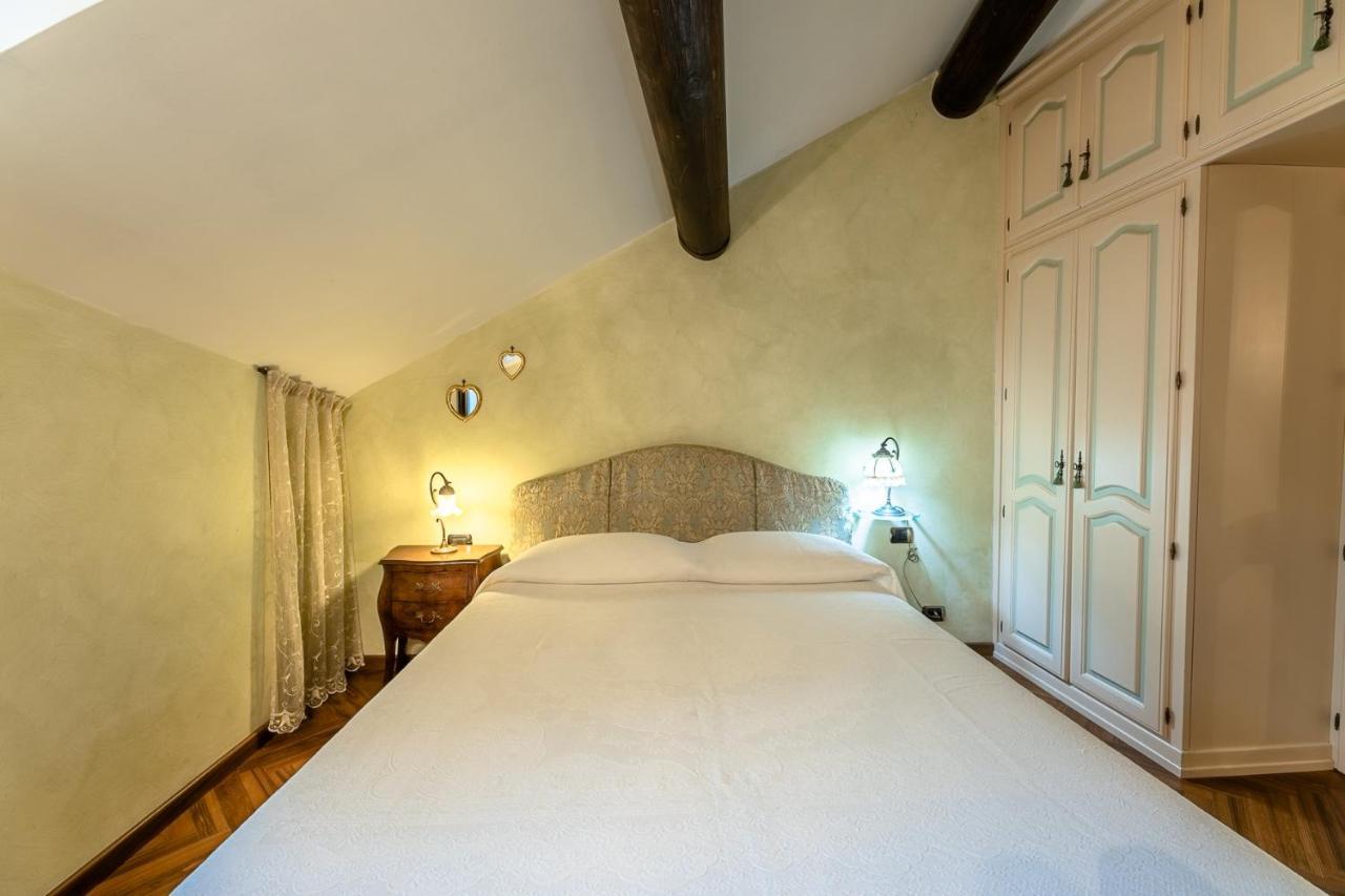 Ferienwohnung Dimora Lucrezia Savona Exterior foto