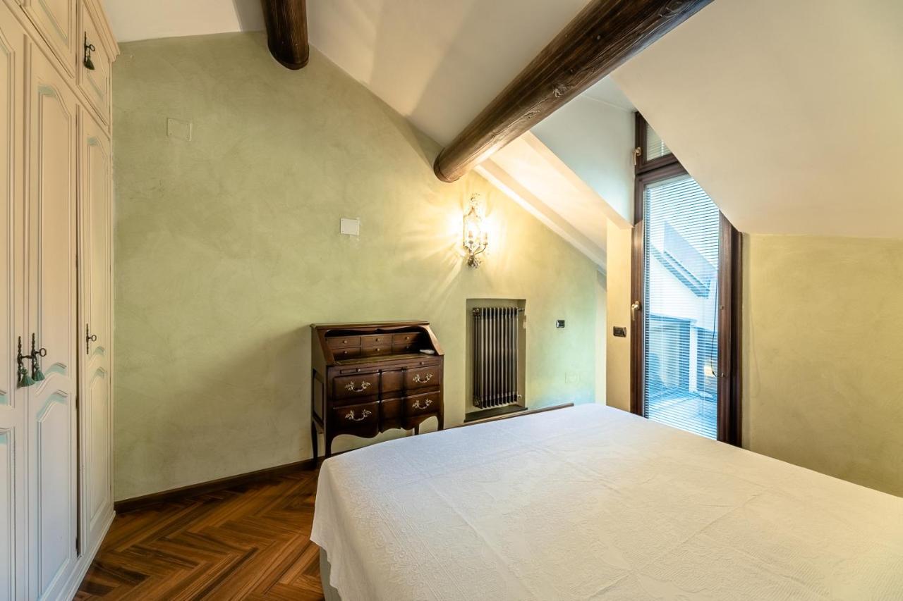 Ferienwohnung Dimora Lucrezia Savona Exterior foto