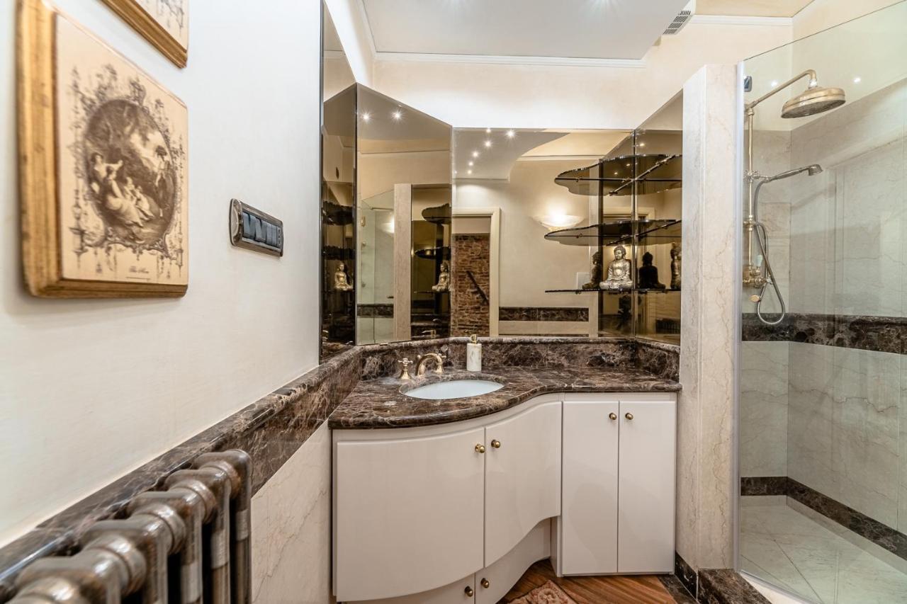 Ferienwohnung Dimora Lucrezia Savona Exterior foto