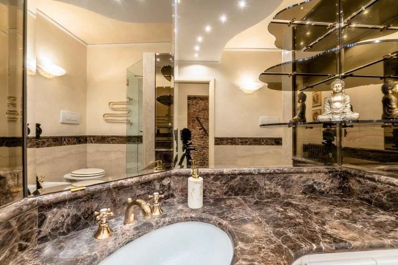 Ferienwohnung Dimora Lucrezia Savona Exterior foto