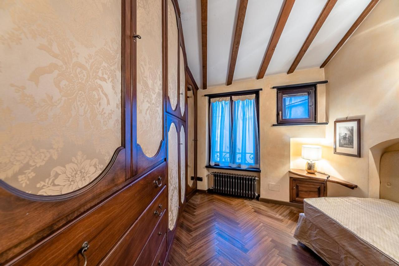 Ferienwohnung Dimora Lucrezia Savona Exterior foto