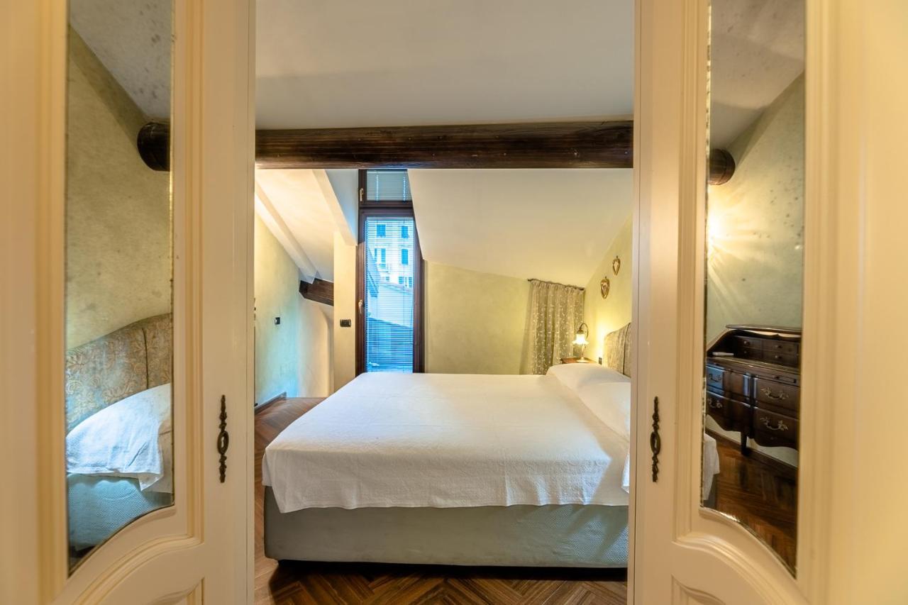 Ferienwohnung Dimora Lucrezia Savona Exterior foto